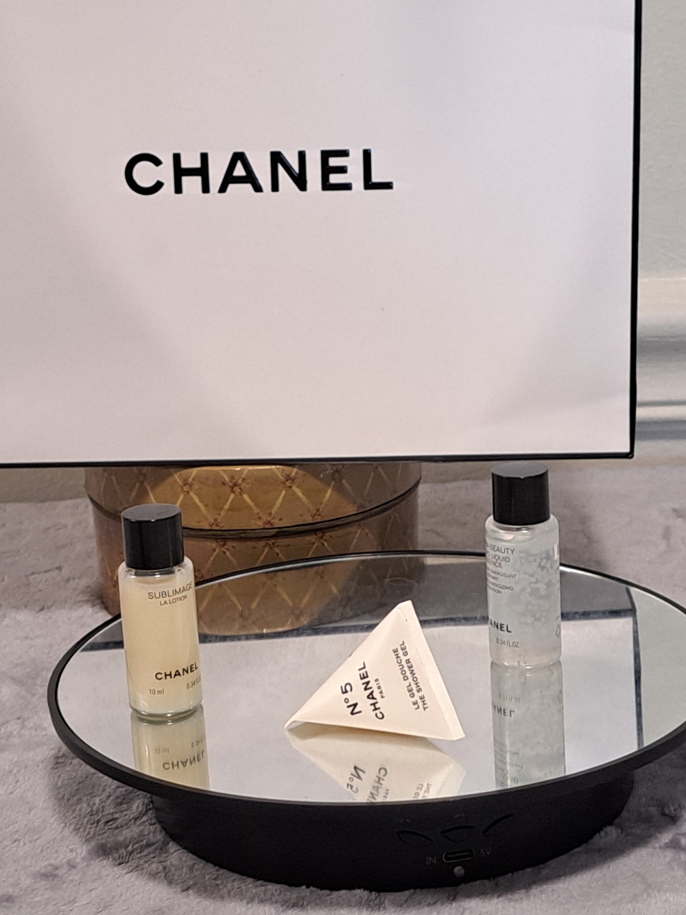 Chanel Chance 0.25 Fl Oz& Beauty Gift Set 10 Pc Bundle Pouch Headbands & More - Picture 8 of 15